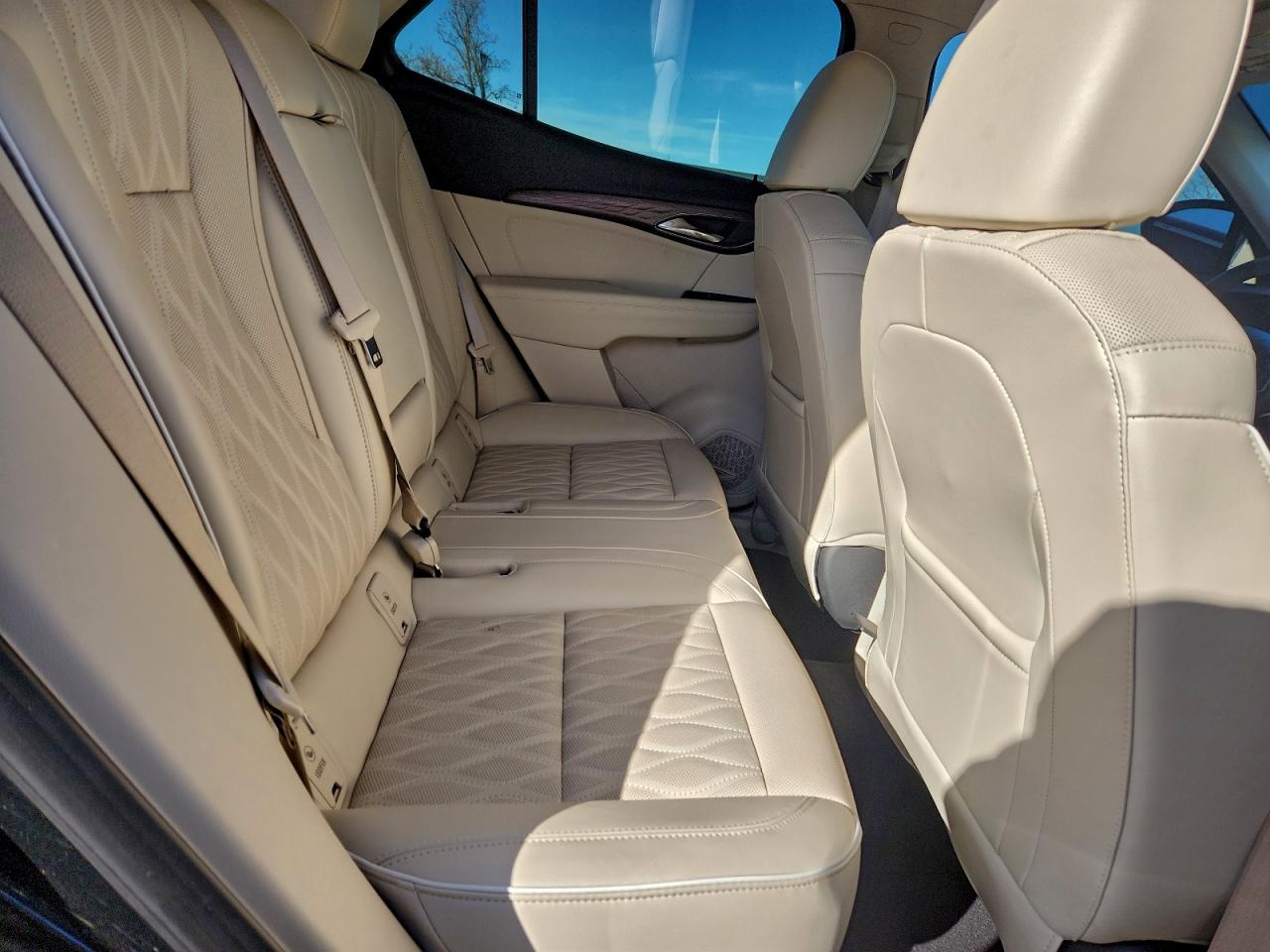 2023 Buick Envision Avenir VIN: LRBFZSR47PD013203 Lot: 93909115