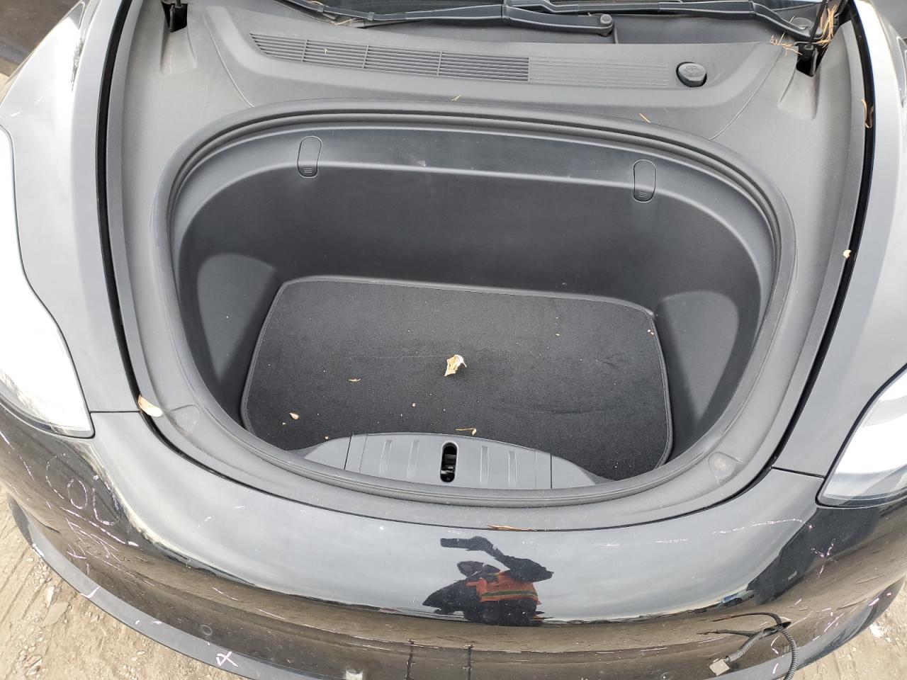 2018 Tesla Model 3 VIN: 5YJ3E1EB3JF169978 Lot: 92190985