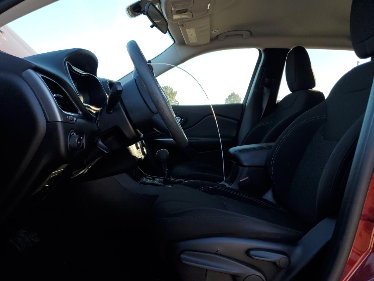 2019 Jeep Cherokee Latitude VIN: 1C4PJLCBXKD434707 Lot: 91358695