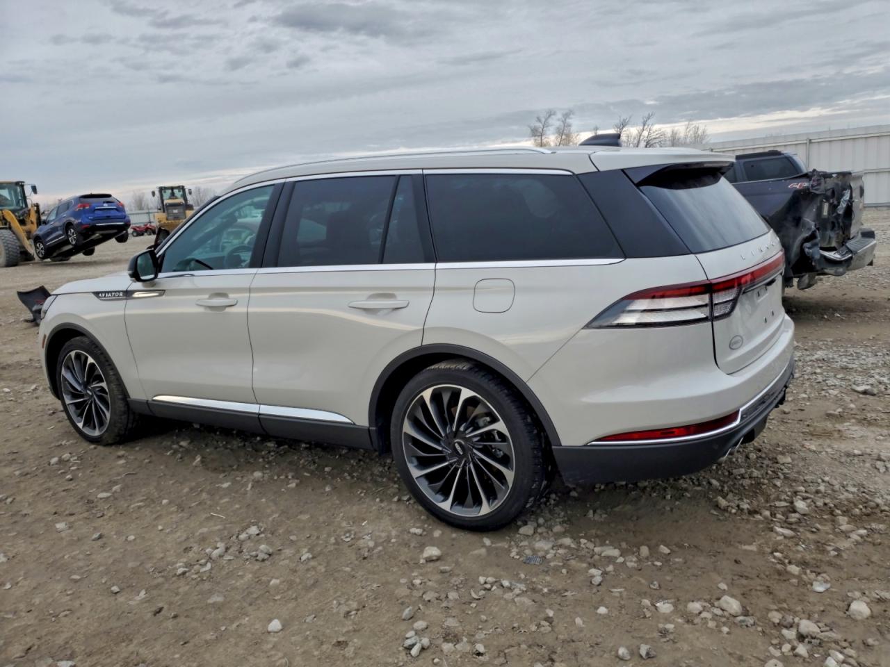 2025 Lincoln Aviator Reserve VIN: 5LM5J7XC5SGL14788 Lot: 94109375