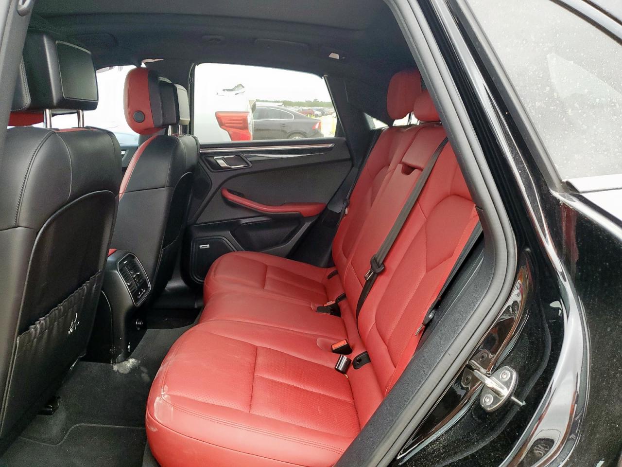 2016 Porsche Macan S VIN: WP1AB2A52GLB46587 Lot: 93404325