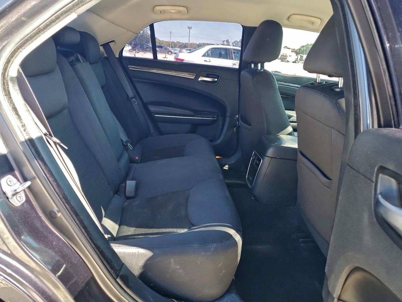 2020 Chrysler 300 Touring VIN: 2C3CCAAG7LH239328 Lot: 93689505