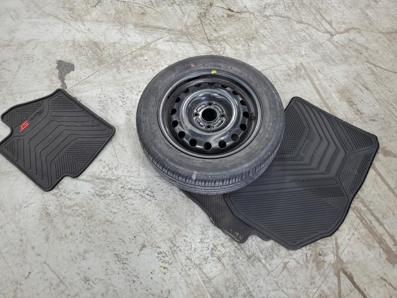 2017 Ford Fiesta St VIN: 3FADP4GX5HM121337 Lot: 91473775