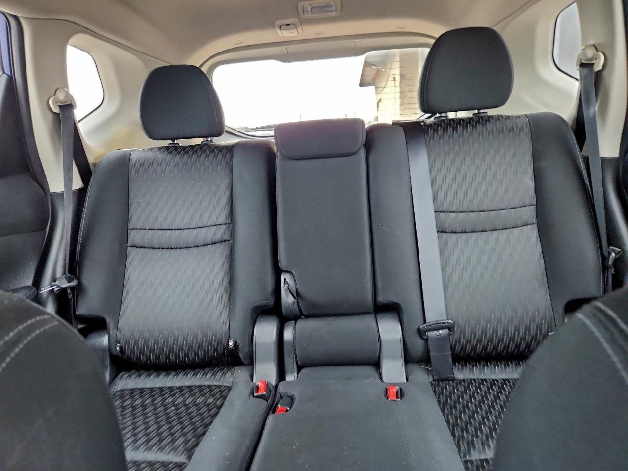 2017 Nissan Rogue S VIN: KNMAT2MT6HP580336 Lot: 93768235