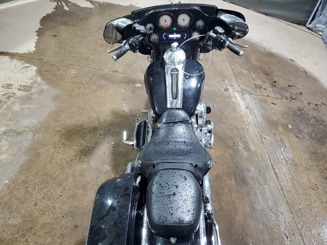 2007 Harley-Davidson Flhx VIN: 1HD1KB4197Y717536 Lot: 92653655