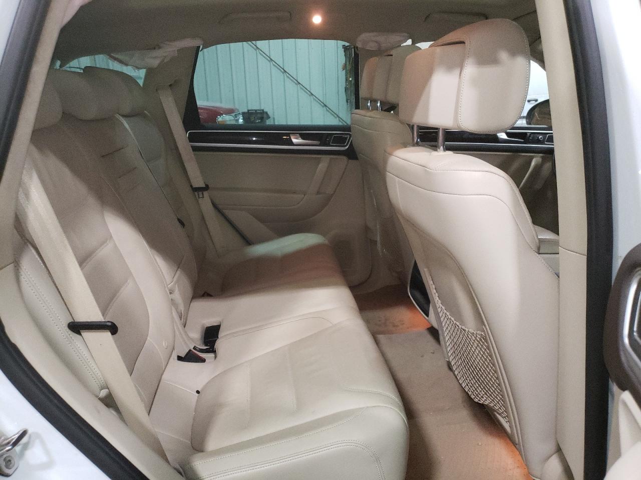 2014 Volkswagen Touareg V6 Tdi VIN: WVGEP9BP0ED007817 Lot: 91733135