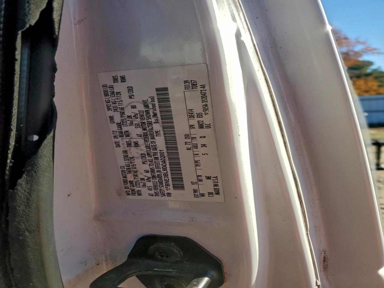 2013 Ford Econoline E350 Super Duty Wagon VIN: 1FBNE3BL6DDA02001 Lot: 94239435