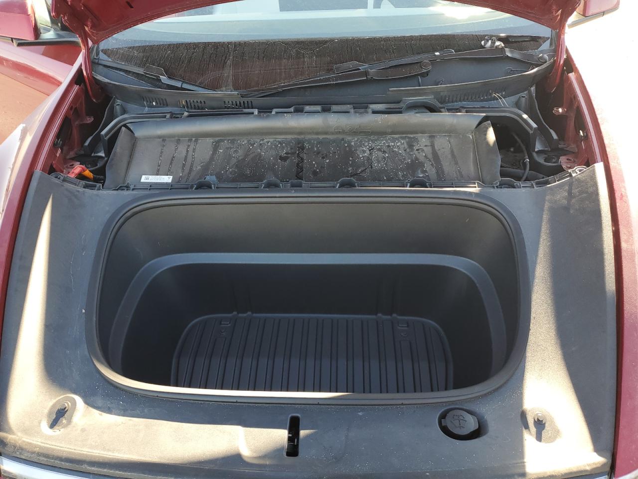 2026 Tesla Model Y VIN: 7SAYGDEE5TF338058 Lot: 92375165