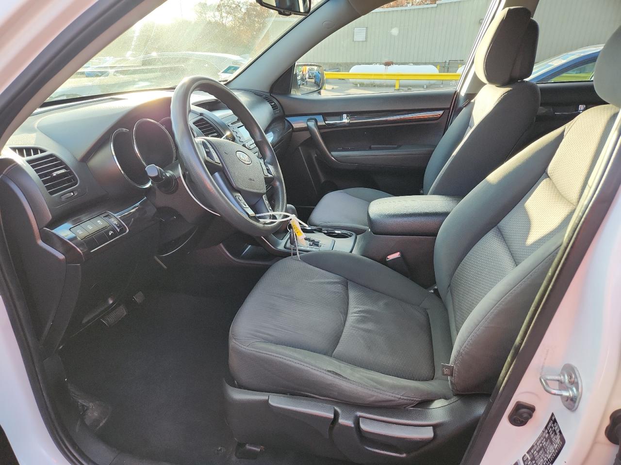 2012 Kia Sorento Base VIN: 5XYKT3A12CG267759 Lot: 92439495