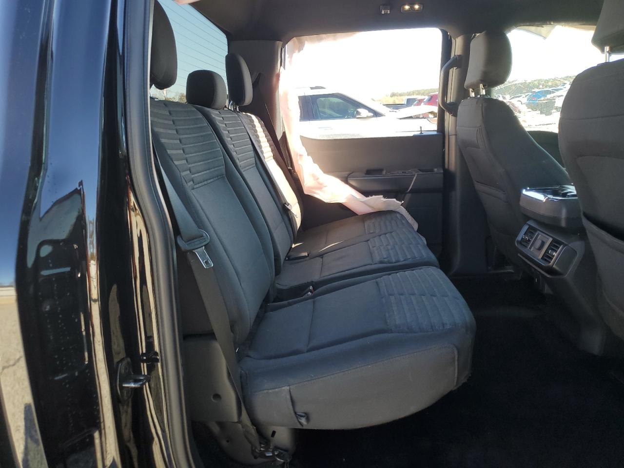 2022 Ford F150 Supercrew VIN: 1FTEW1CP2NFB90598 Lot: 92056135