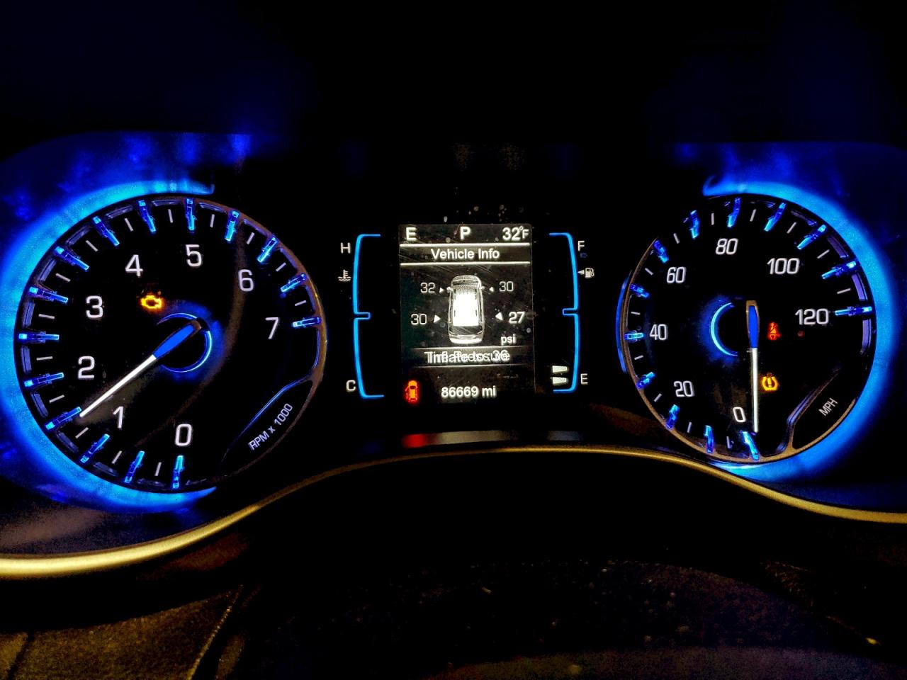 2017 Chrysler Pacifica Touring L VIN: 2C4RC1BG6HR642688 Lot: 94550295