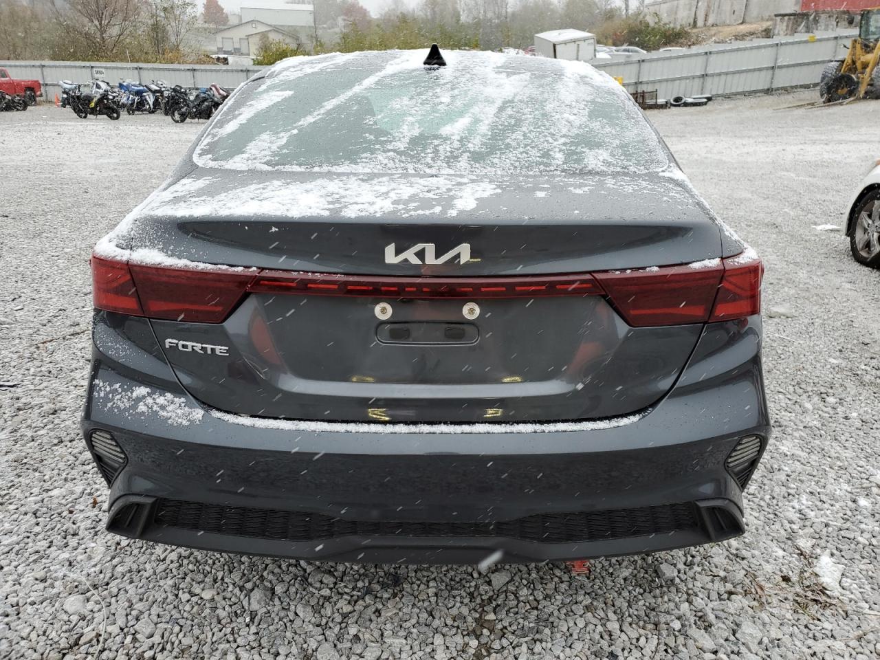 2024 Kia Forte Lx VIN: 3KPF24AD2RE724404 Lot: 92070155