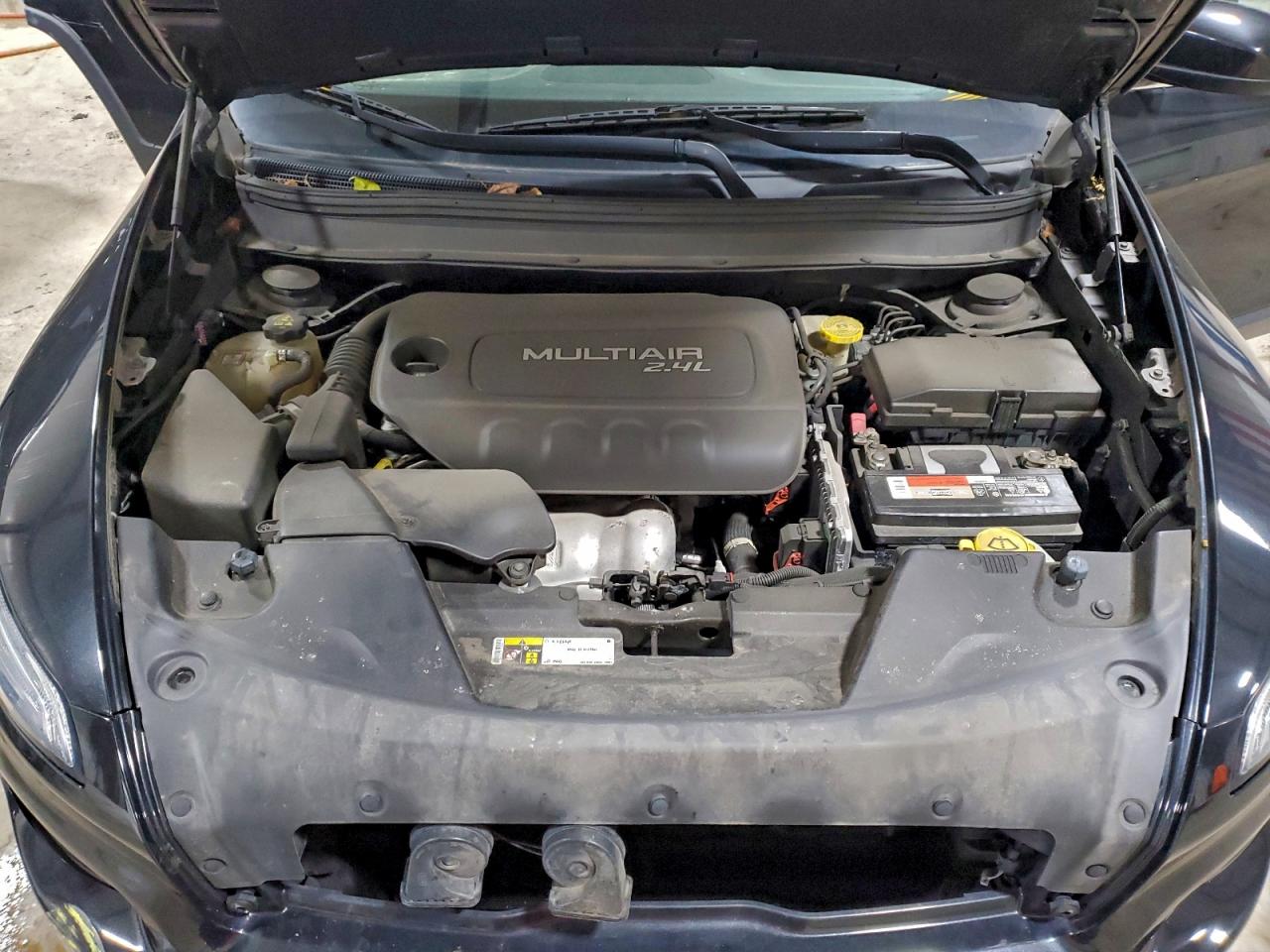 2016 Jeep Cherokee Latitude VIN: 1C4PJMCB9GW332896 Lot: 93780435