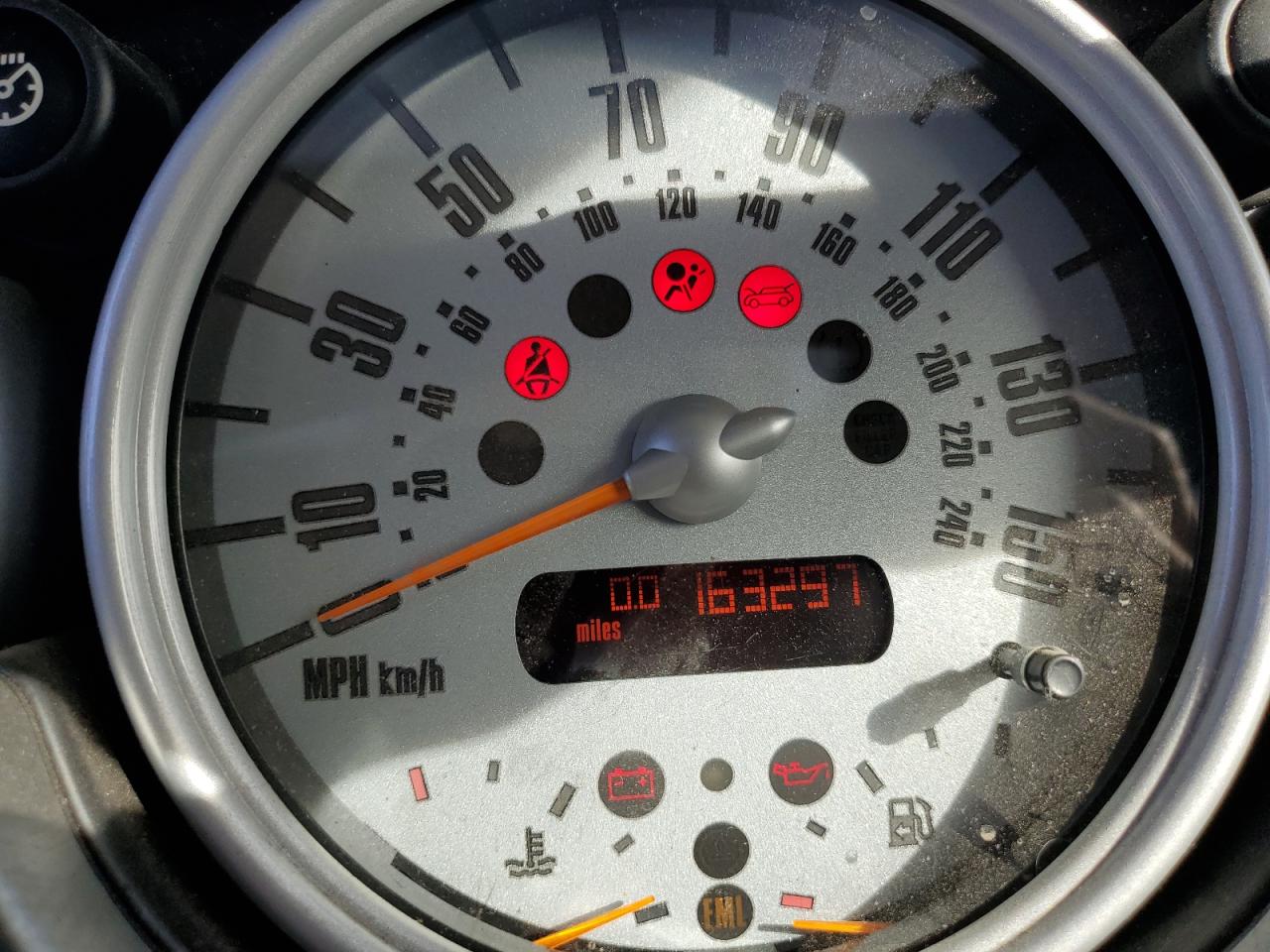 2002 Mini Cooper S VIN: WMWRE334X2TD52545 Lot: 92433355