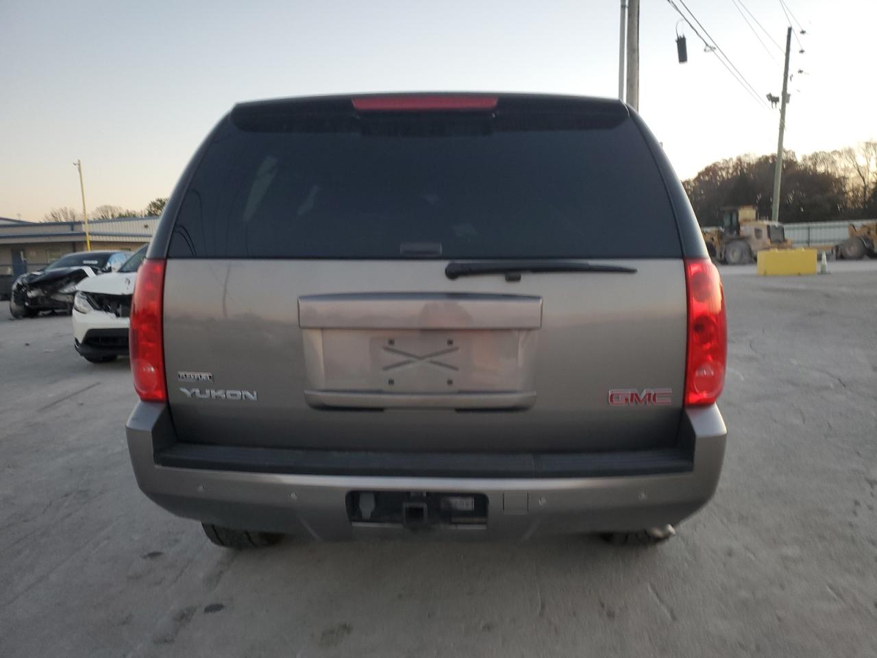 2008 GMC Yukon VIN: 1GKFK13088J197161 Lot: 92386265