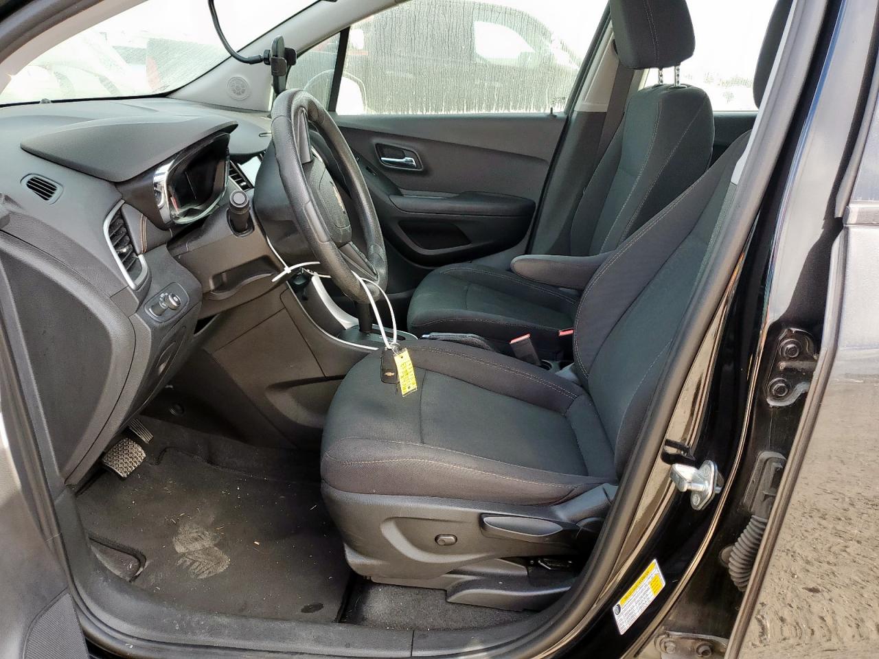 2018 Chevrolet Trax Ls VIN: 3GNCJKSB8JL402395 Lot: 92924435