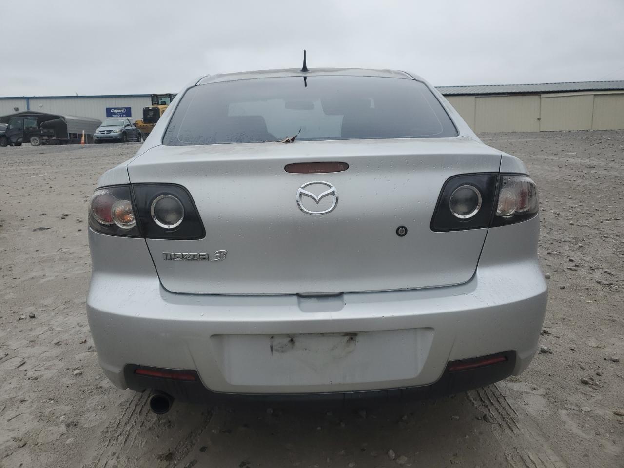 2008 Mazda 3 I VIN: JM1BK32F981819665 Lot: 90827885
