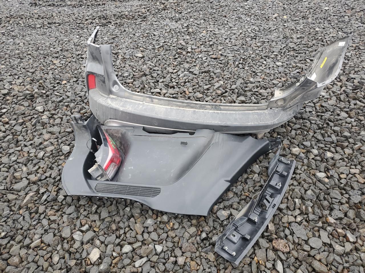 2021 Ford Escape Titanium VIN: 1FMCU9J97MUA63271 Lot: 85437805