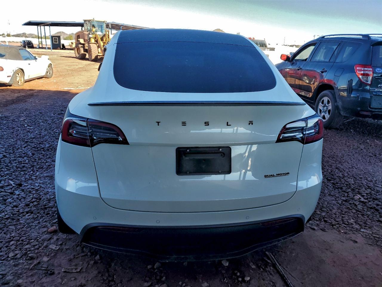 2021 Tesla Model Y VIN: 5YJYGDEF2MF211582 Lot: 93949205