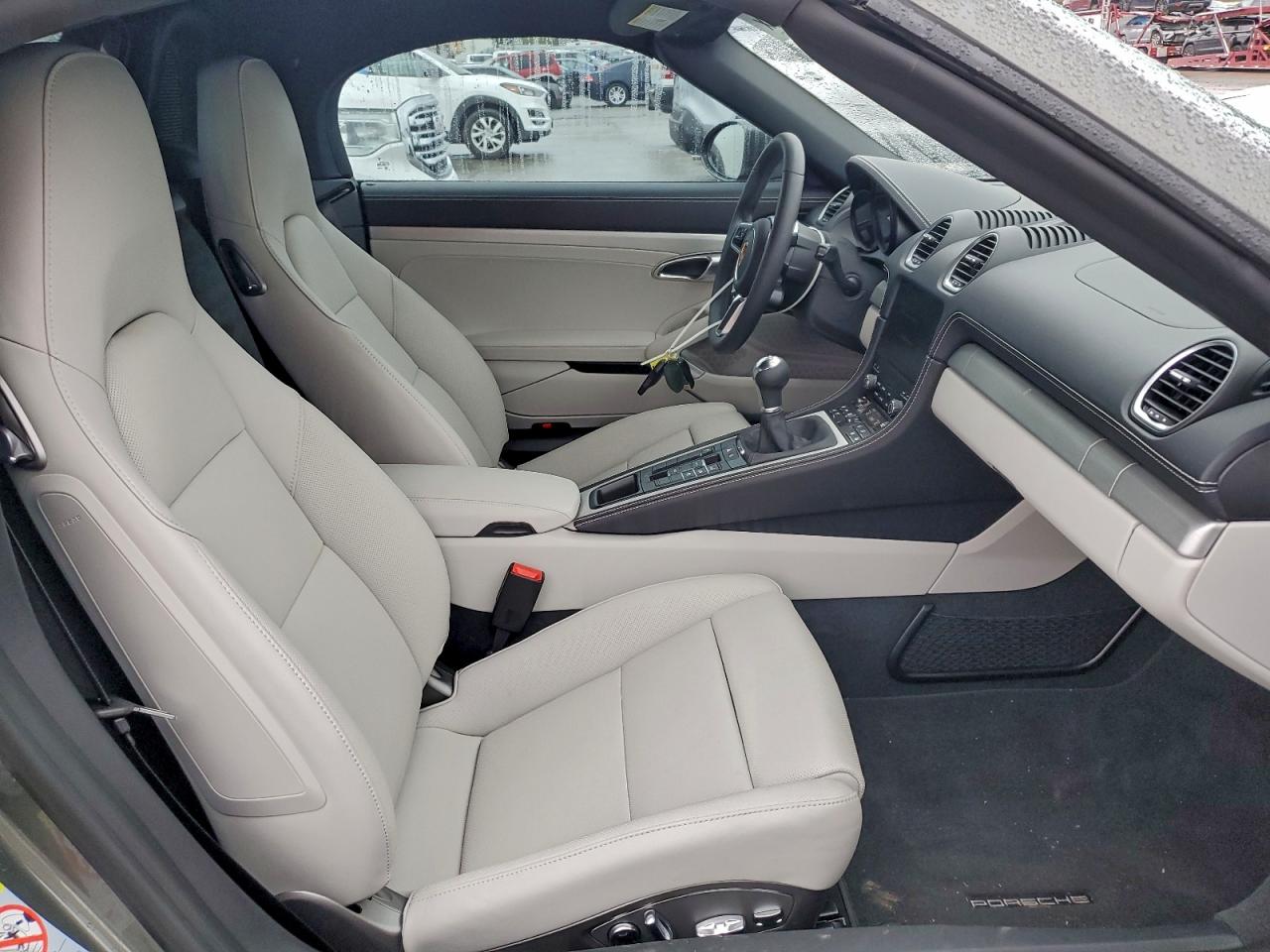 2025 Porsche Boxster Base VIN: WP0CA2A82SK212948 Lot: 93823905