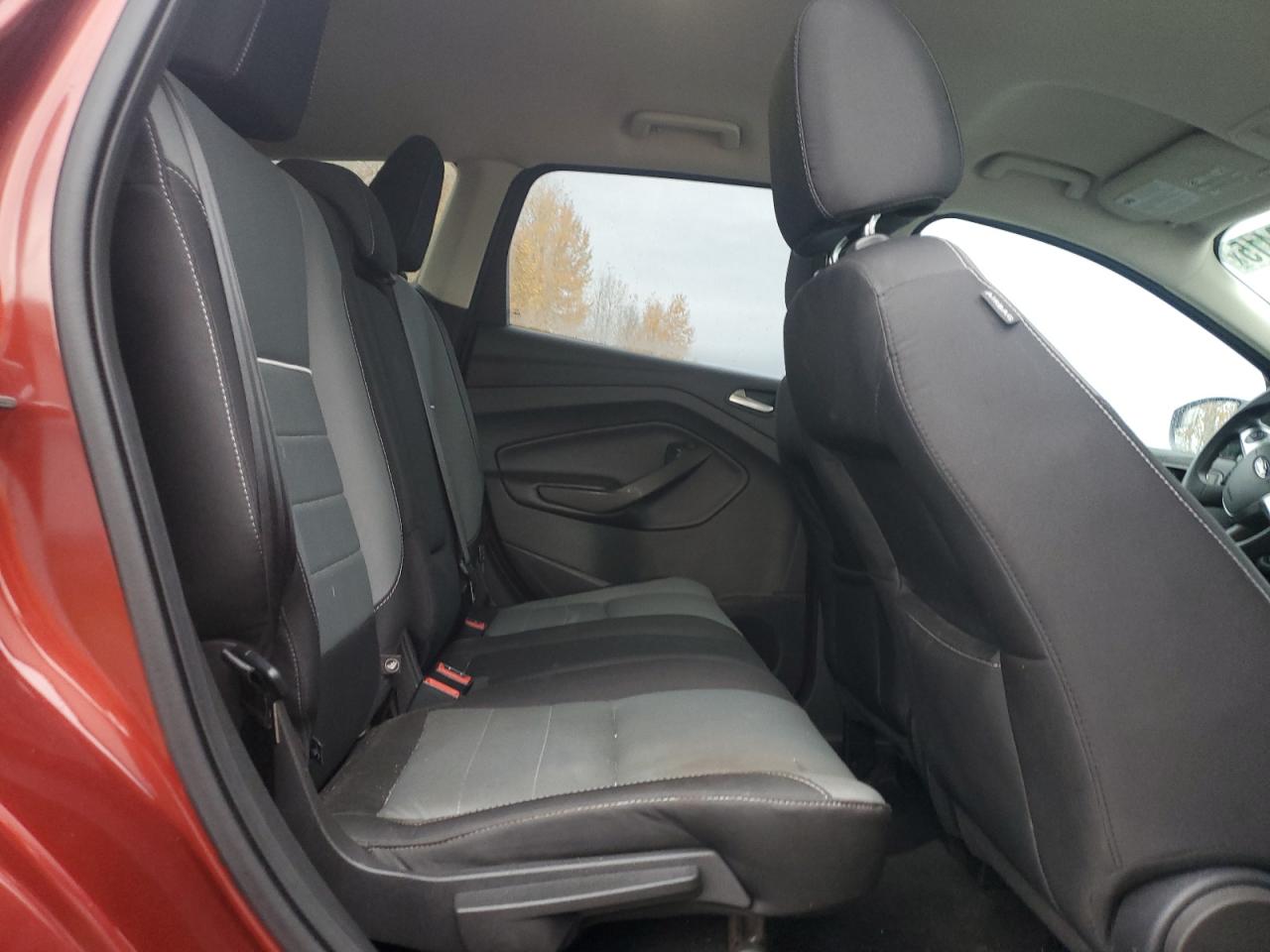 2015 Ford Escape Se VIN: 1FMCU0GXXFUB11978 Lot: 92079415