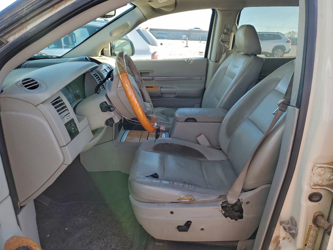 2007 Chrysler Aspen Limited VIN: 1A8HX58227F525370 Lot: 94637875