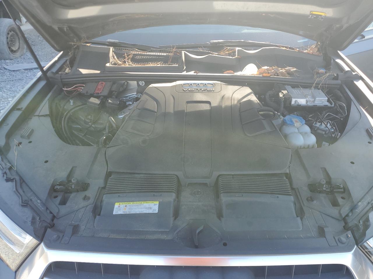 2017 Audi Q7 Prestige VIN: WA1VAAF73HD005656 Lot: 92413575