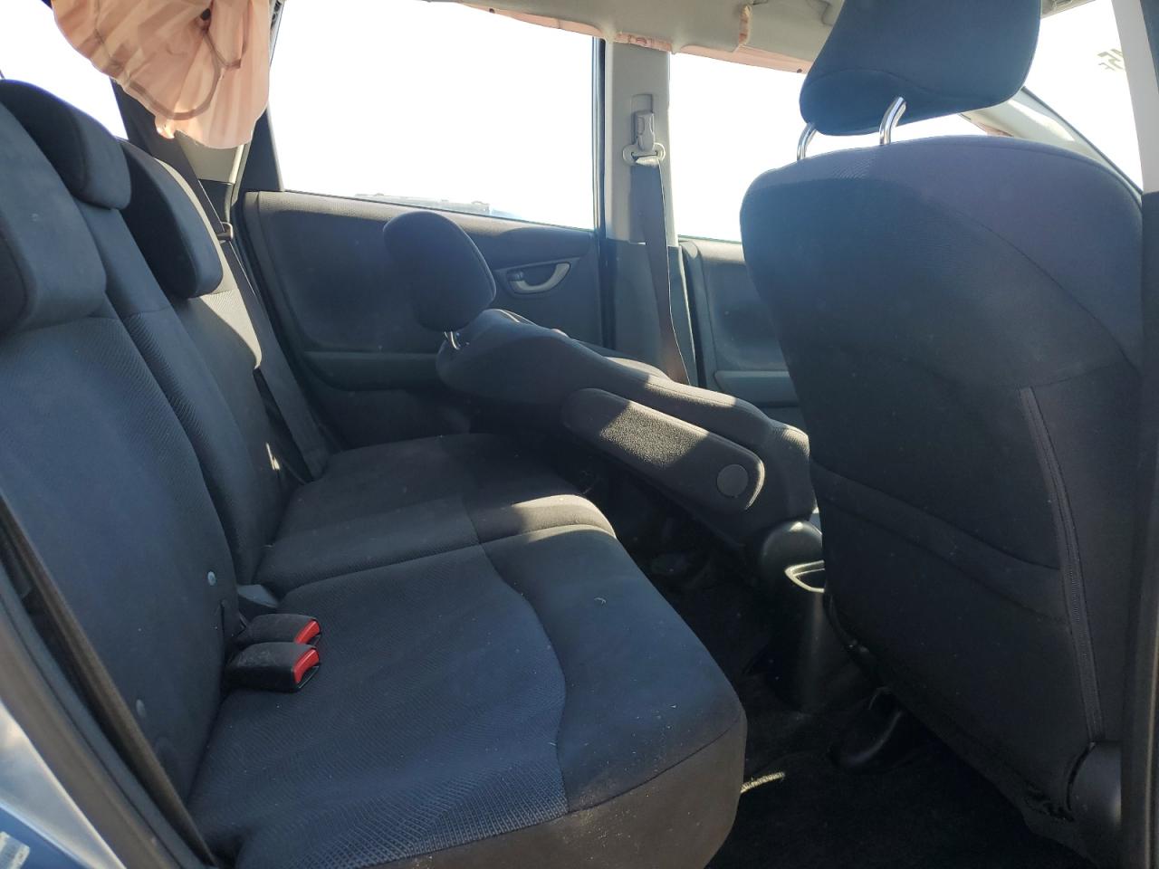 2011 Honda Fit Sport VIN: JHMGE8H58BC021810 Lot: 92217845