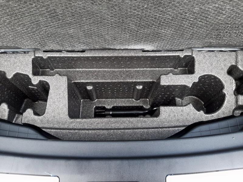 2025 LAND ROVER RANGE ROVER VELAR 2.0 P400E DYNAMIC SE 5DR AUTO