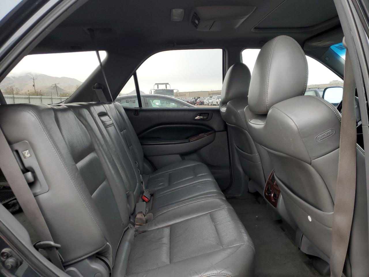 2005 Acura Mdx Touring VIN: 2HNYD18735H504005 Lot: 92891325