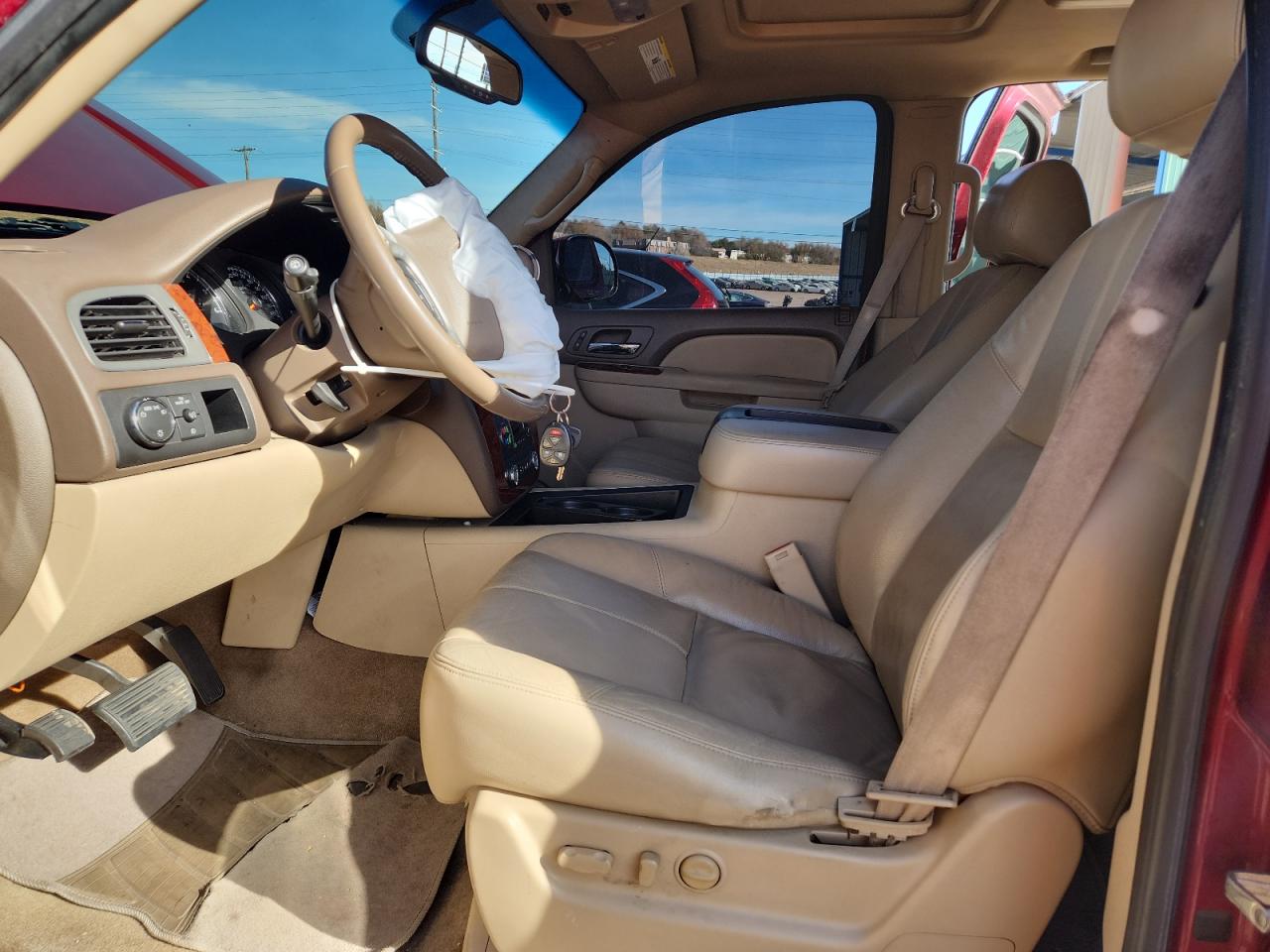 2011 Chevrolet Tahoe C1500 Lt VIN: 1GNSCBE06BR197752 Lot: 91828135