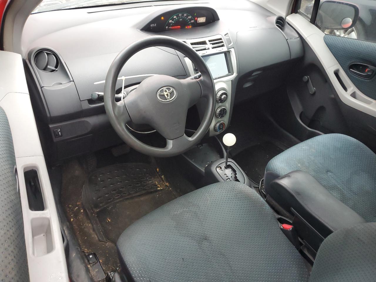 2008 Toyota Yaris VIN: JTDJT923485200983 Lot: 92675895