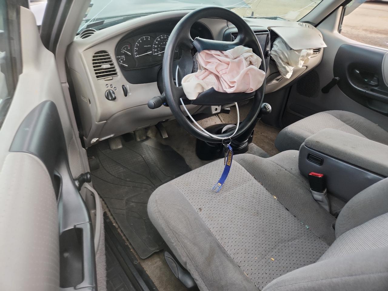 1998 Mazda B4000 Cab Plus VIN: 4F4YR16X2WTM05889 Lot: 92861885