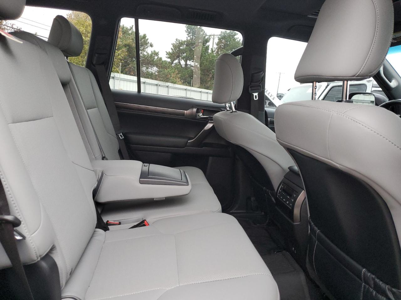 2023 Lexus Gx 460 VIN: JTJSM7BX7P5339932 Lot: 93851535