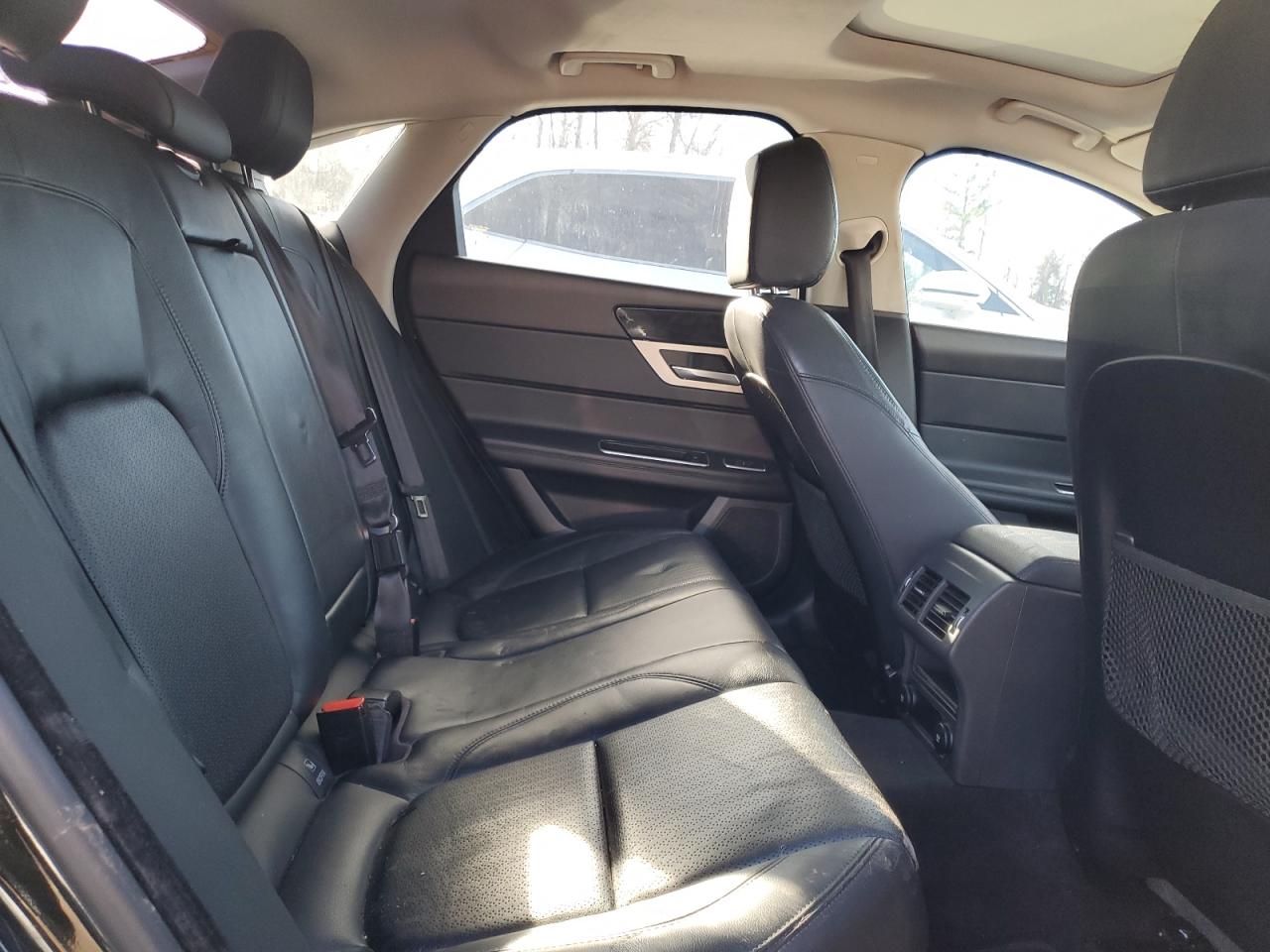 2018 Jaguar Xf Prestige VIN: SAJBK4FX3JCY65318 Lot: 92173055