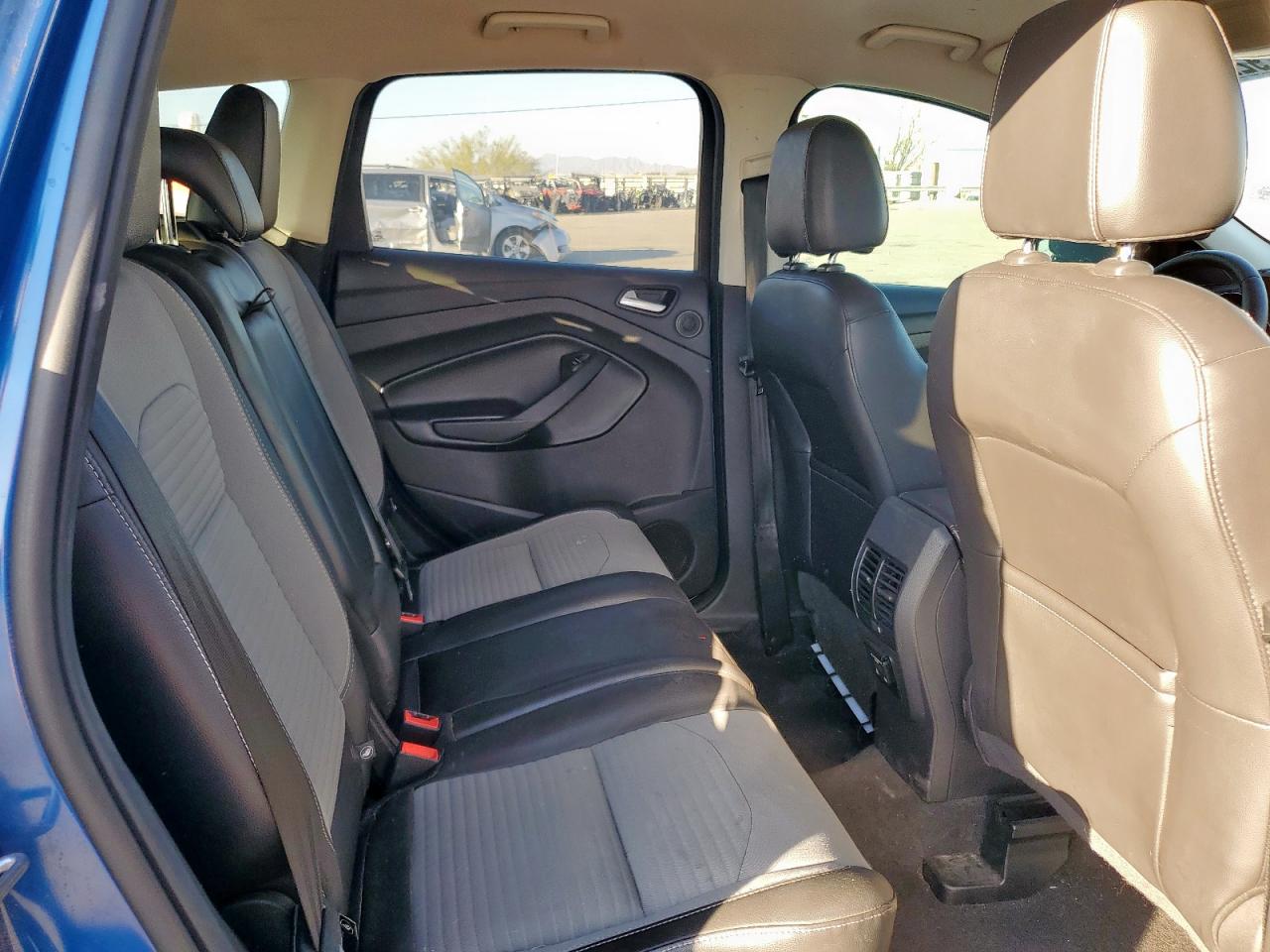 2017 Ford Escape Se VIN: 1FMCU0GD7HUC24649 Lot: 92220895