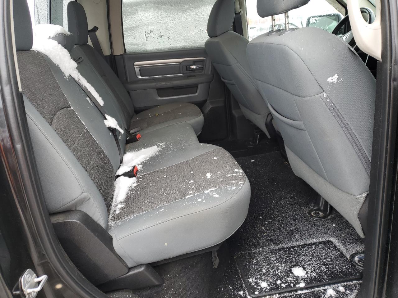 2017 Ram 1500 Slt VIN: 3C6RR7LT9HG574865 Lot: 92067485