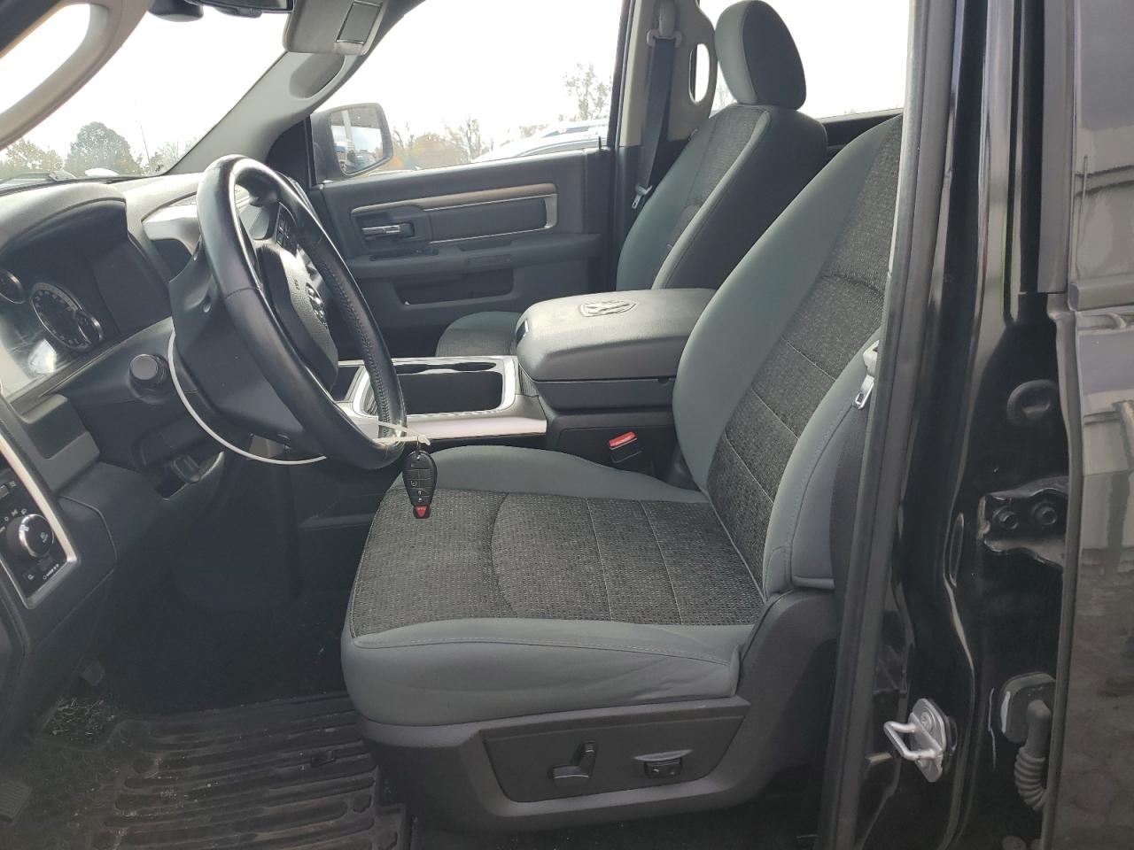 2016 Ram 1500 Slt VIN: 1C6RR7LT8GS372090 Lot: 91632575