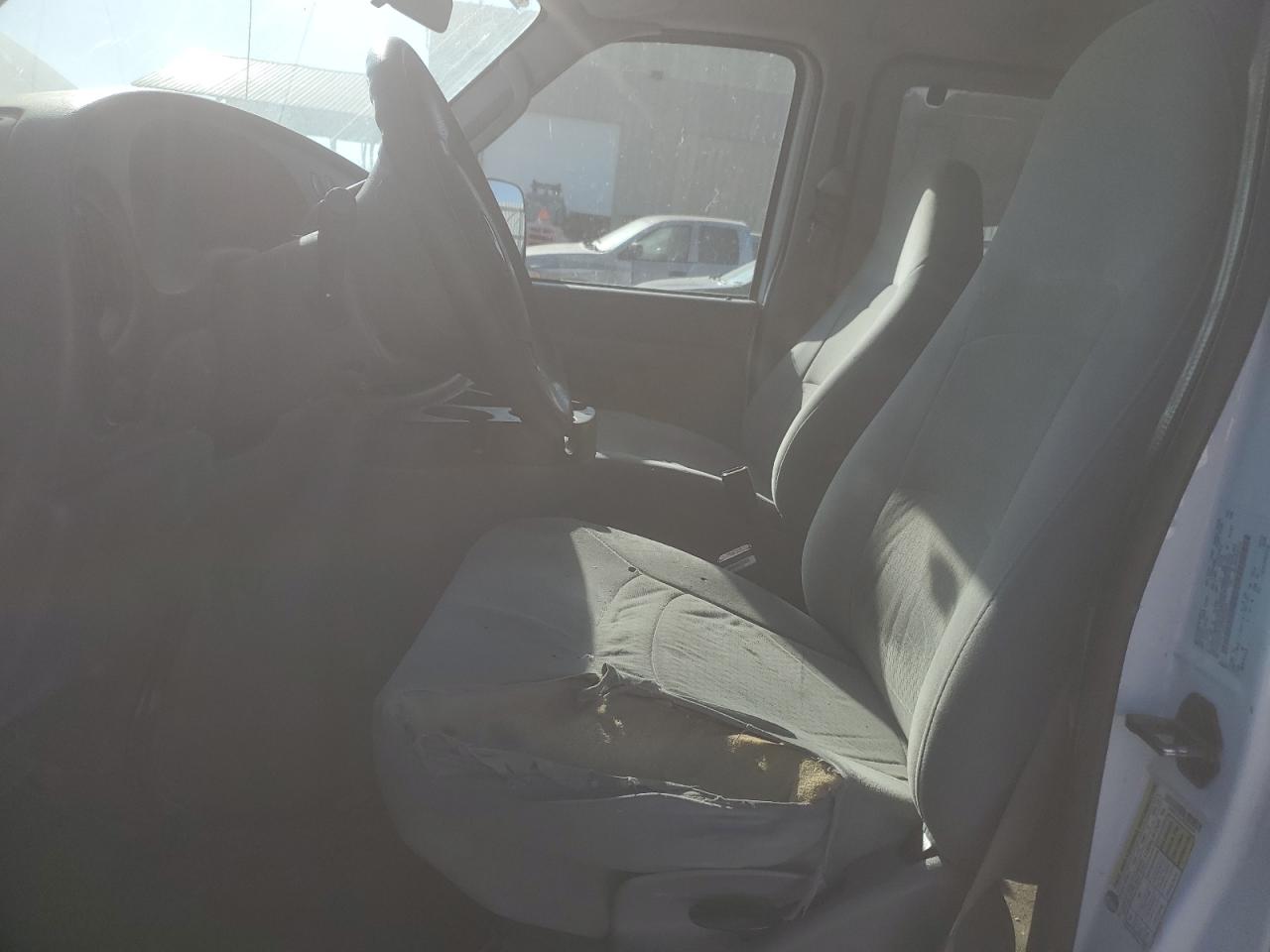 2007 Ford Econoline E350 Super Duty Wagon VIN: 1FBNE31L37DB15474 Lot: 92823215