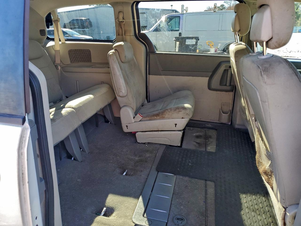 2010 Dodge Grand Caravan Se VIN: 2D4RN4DE6AR467570 Lot: 94122575