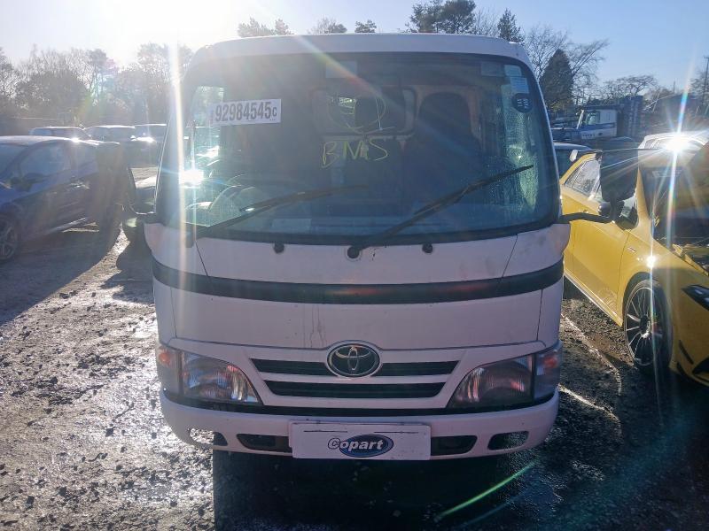 2009 TOYOTA DYNA 300 CHASSIS CAB D-4D 109HP
