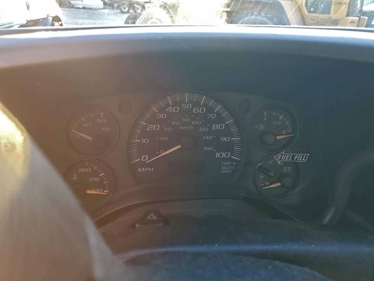 2005 GMC Savana Cutaway G3500 VIN: 1GDJG31V351905812 Lot: 93440275