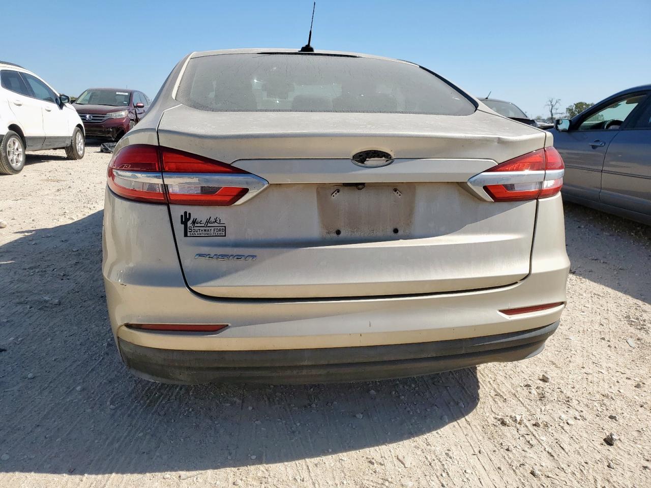 2019 Ford Fusion S VIN: 3FA6P0G7XKR231599 Lot: 87084135