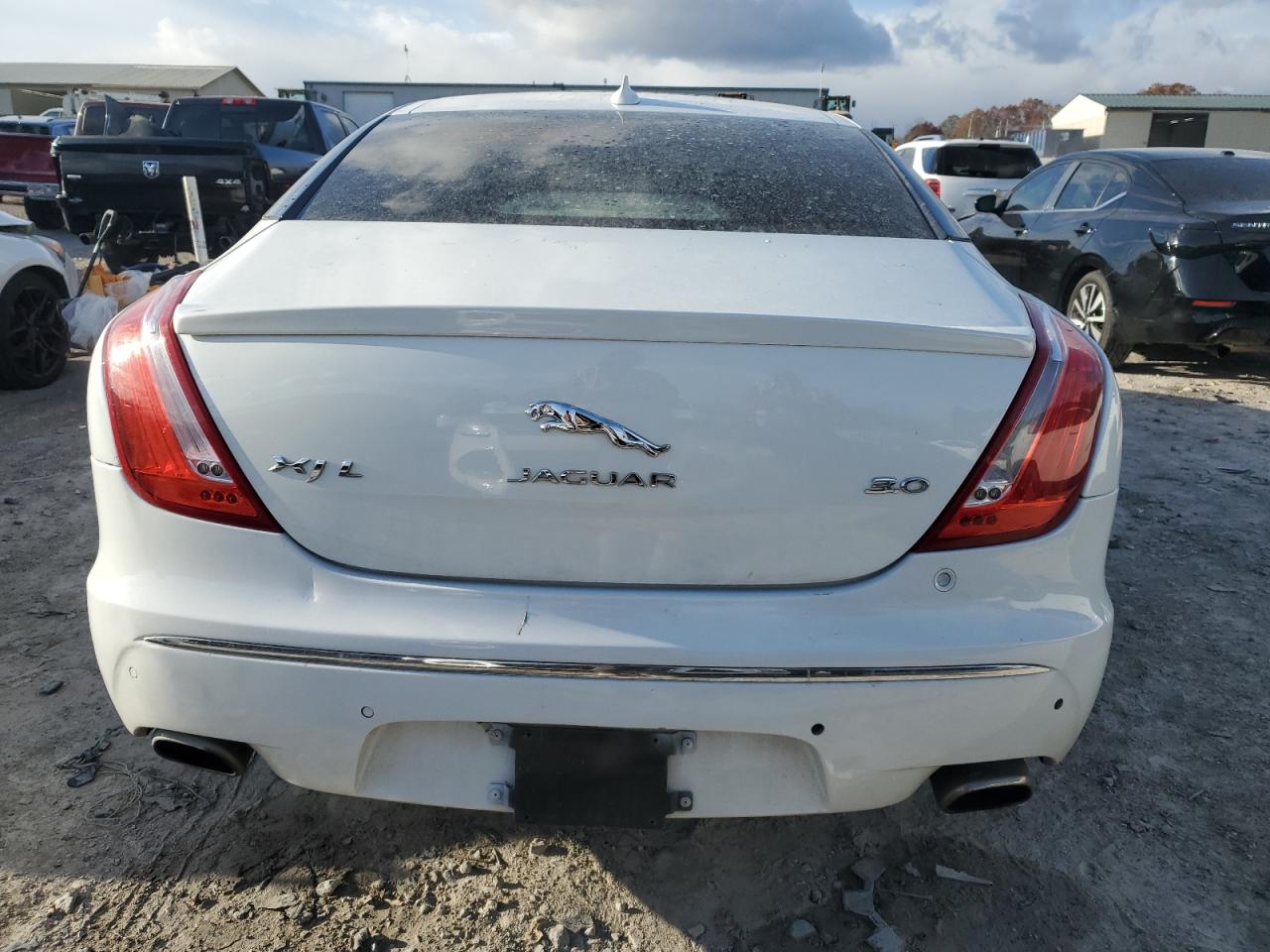 2014 Jaguar Xjl Portfolio VIN: SAJWA2GZ0E8V60926 Lot: 91886025