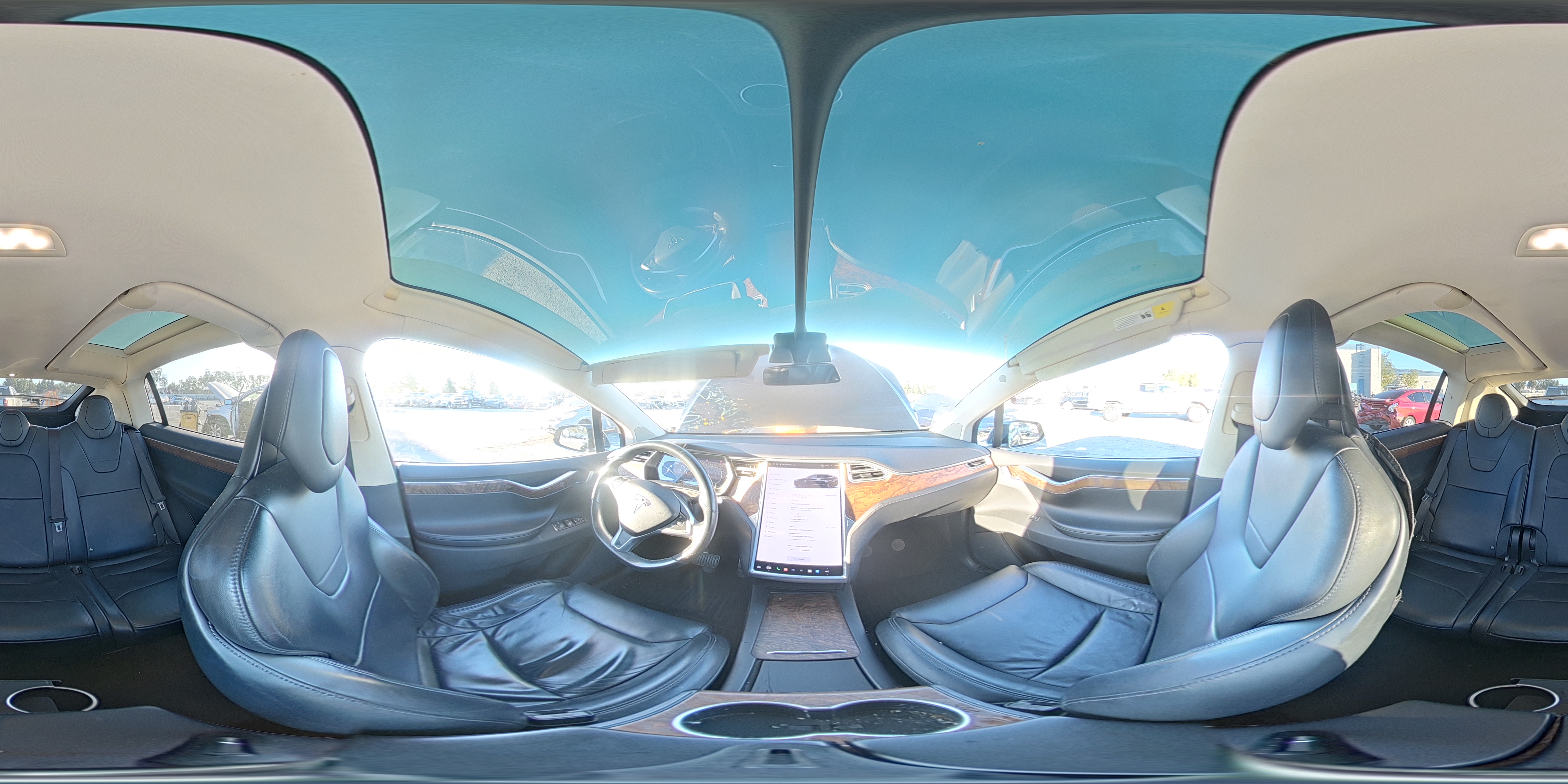 2016 Tesla Model X VIN: 5YJXCDE23GF026370 Lot: 92119295