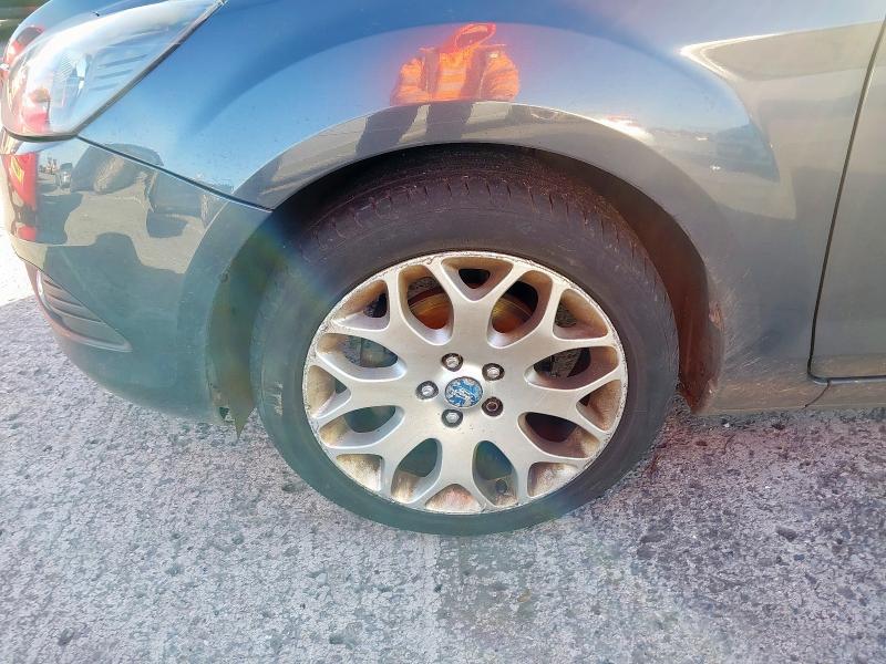 2010 FORD FOCUS 1.8 ZETEC 5DR
