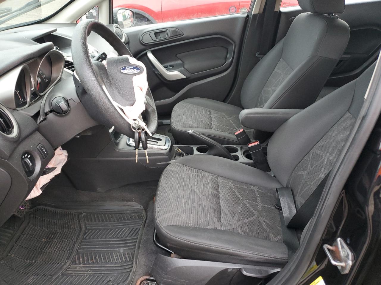 2013 Ford Fiesta Se VIN: 3FADP4EJ3DM211403 Lot: 92215825