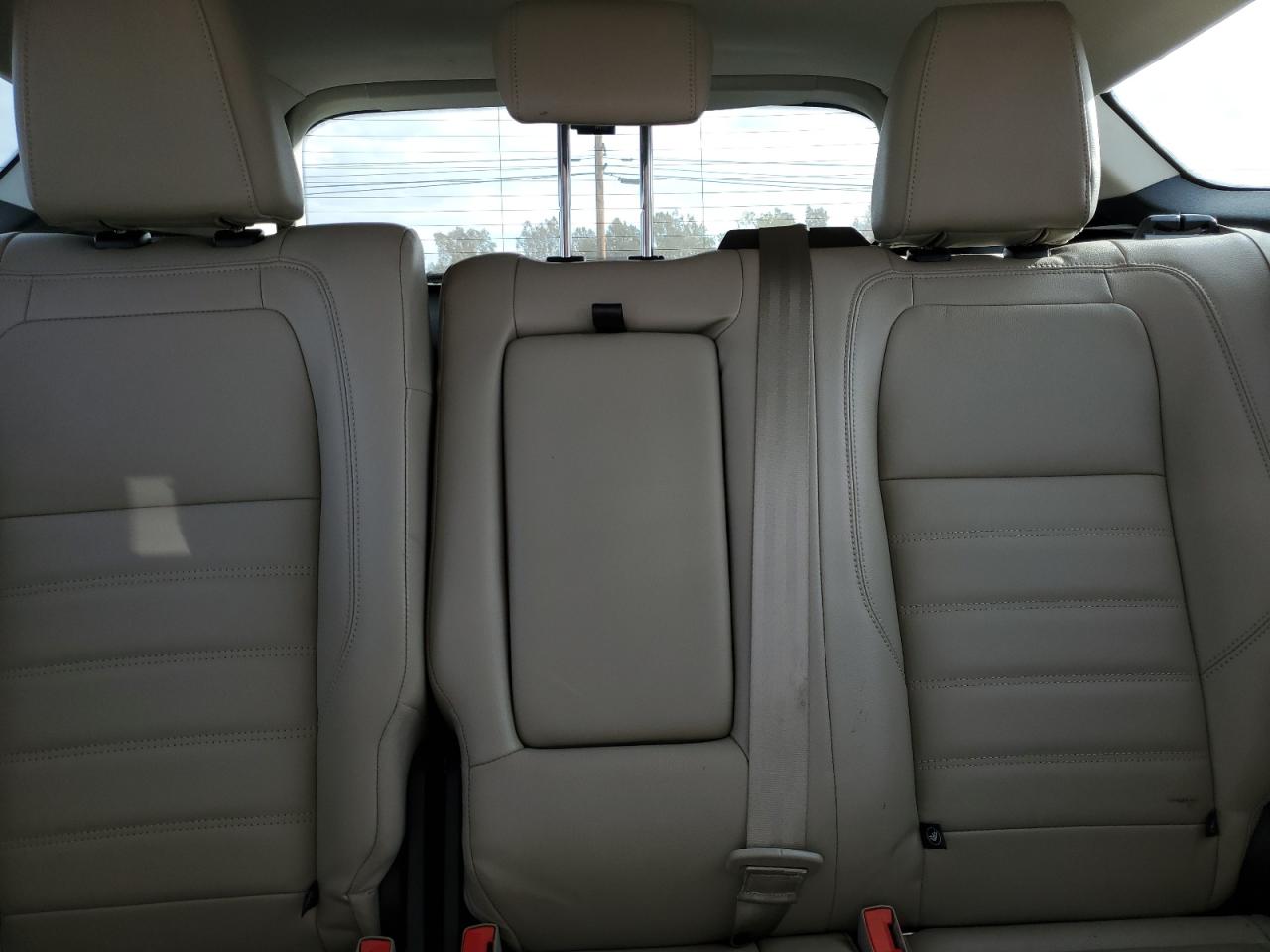 2017 Ford Escape Titanium VIN: 1FMCU0J92HUB16072 Lot: 92486235