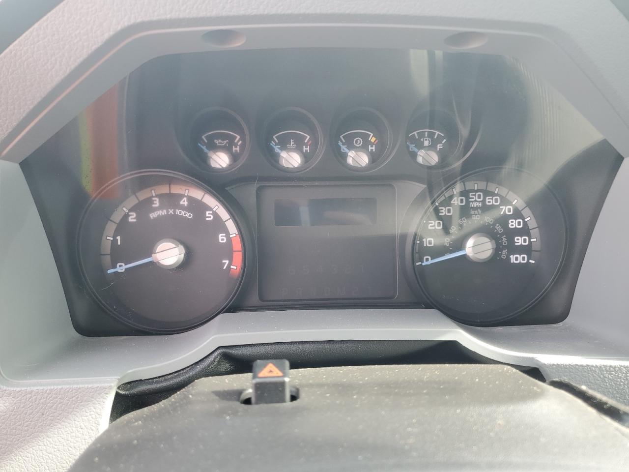 2015 Ford F350 Super Duty Flatbed Truck VIN: 1FD8W3G64FEC57716 Lot: 92682795