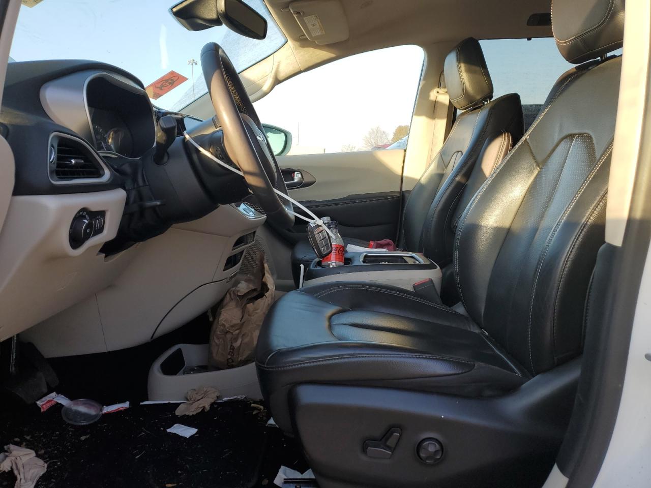 2022 Chrysler Pacifica Touring L VIN: 2C4RC1BG6NR199082 Lot: 90725175